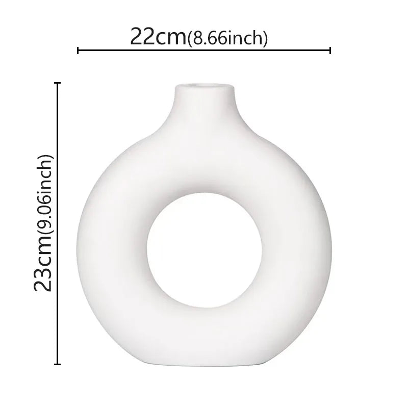 Flat Minimalist Simple Vase Donut Shape