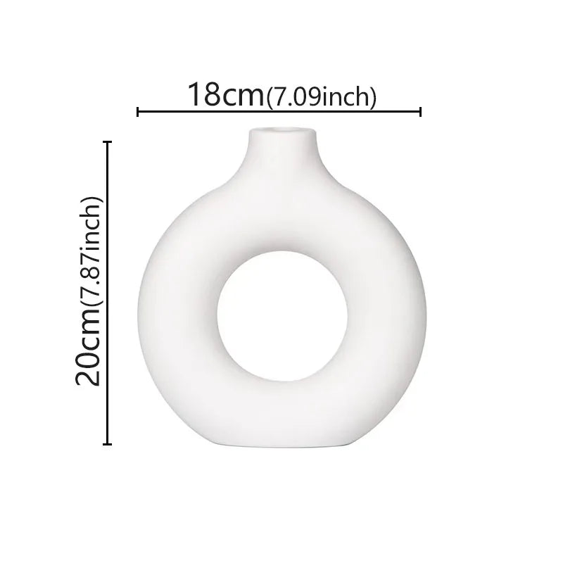 Flat Minimalist Simple Vase Donut Shape